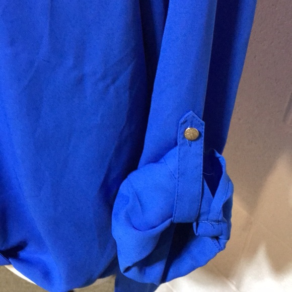 Investments Blue L/S Hi-Lo Top - Picture 5 of 8